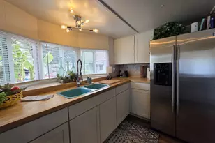 19605 River Rd, Gladstone, OR 97027 - Photo 11