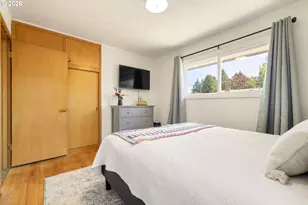 12652 NE Halsey St, Portland, OR 97230 - Photo 25