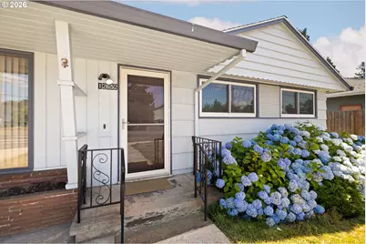 12652 NE Halsey St, Portland, OR 97230 - Photo 45