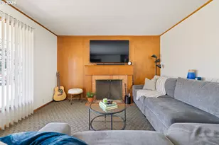 12652 NE Halsey St, Portland, OR 97230 - Photo 5