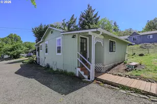 411 Wells Rd, Oakland, OR 97462 - Photo 39