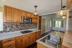 411 Wells Rd, Oakland, OR 97462 - Photo 11