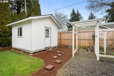 2267 Willona Dr, Eugene, OR 97408 - Photo 27