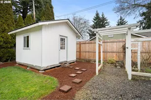 2267 Willona Dr, Eugene, OR 97408 - Photo 27