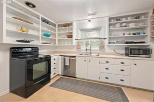 2267 Willona Dr, Eugene, OR 97408 - Photo 9