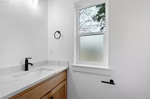 159 Sweet Ln, Cottage Grove, OR 97424 - Photo 5