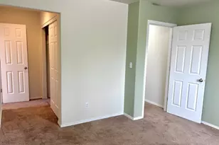 653 NW 1st St, Gresham, OR 97030 - Photo 15