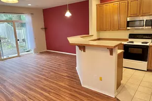 653 NW 1st St, Gresham, OR 97030 - Photo 5
