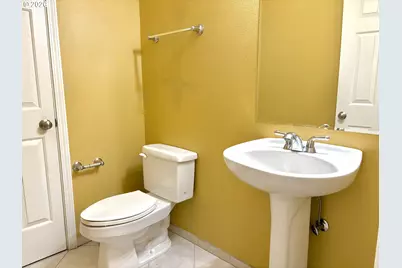 653 NW 1st St, Gresham, OR 97030 - Photo 13
