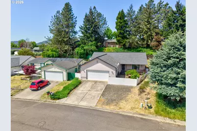 356 Dark Horse St, Roseburg, OR 97471 - Photo 3