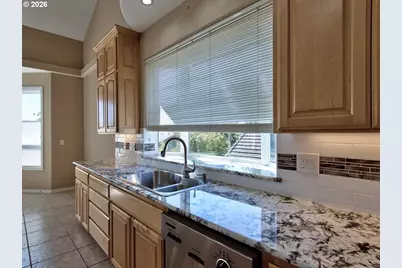 2896 Mapleleaf Ct NW, Salem, OR 97304 - Photo 17