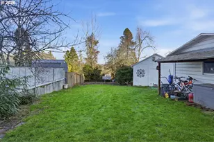 2695 Dillow Dr, West Linn, OR 97068 - Photo 43