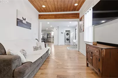 2695 Dillow Dr, West Linn, OR 97068 - Photo 9