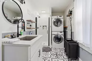 2695 Dillow Dr, West Linn, OR 97068 - Photo 35