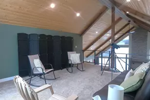 13422 SW Airfield Ln, Culver, OR 97734 - Photo 17