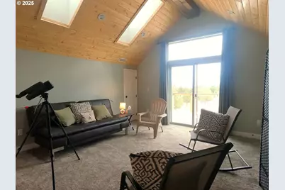 13422 SW Airfield Ln, Culver, OR 97734 - Photo 19