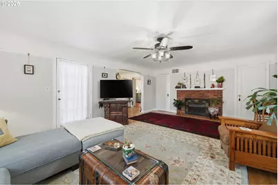 200 Irving Rd, Eugene, OR 97404 - Photo 9