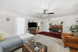 200 Irving Rd, Eugene, OR 97404 - Photo 9