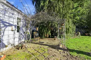 200 Irving Rd, Eugene, OR 97404 - Photo 41