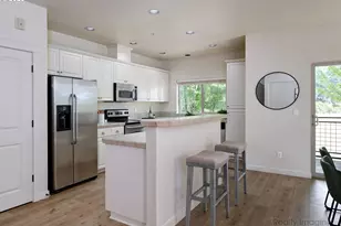 734 NE Adwick Dr, Hillsboro, OR 97006 - Photo 7