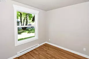 608 4th St, Springfield, OR 97477 - Photo 13