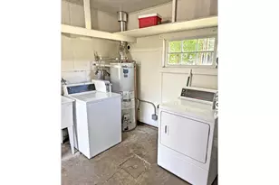 608 4th St, Springfield, OR 97477 - Photo 27