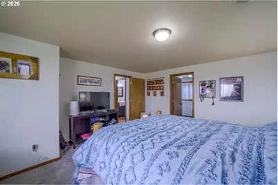 950 SE Dover Ln, Madras, OR 97741 - Photo 23