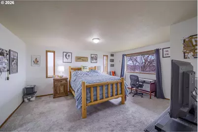 950 SE Dover Ln, Madras, OR 97741 - Photo 21