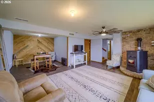 950 SE Dover Ln, Madras, OR 97741 - Photo 33