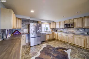 950 SE Dover Ln, Madras, OR 97741 - Photo 15