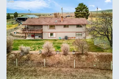 950 SE Dover Ln, Madras, OR 97741 - Photo 3