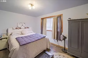 950 SE Dover Ln, Madras, OR 97741 - Photo 37