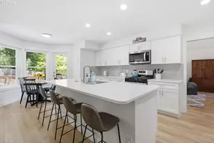 4123 SW Comus St, Portland, OR 97219 - Photo 13