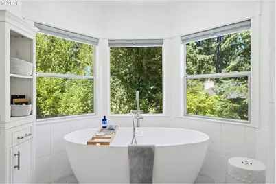 4123 SW Comus St, Portland, OR 97219 - Photo 29