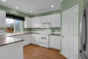 3886 Aerial Way, Eugene, OR 97402 - Photo 15