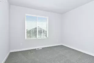 1185 Parkside Ave, Woodburn, OR 97071 - Photo 17