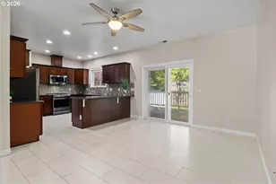 2128 Bruce St NE, Salem, OR 97301 - Photo 13