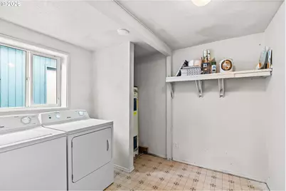 5736 A St, Springfield, OR 97478 - Photo 17