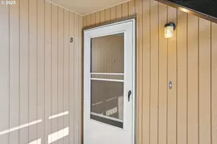 1269 NE Grant St, Hillsboro, OR 97124 - Photo 3