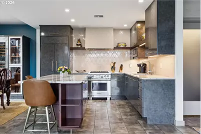 836 S Curry St #102, Portland, OR 97239 - Photo 9