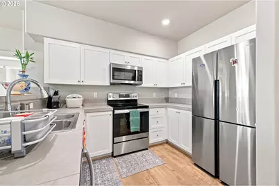 17149 SW Snowdale St, Beaverton, OR 97007 - Photo 11