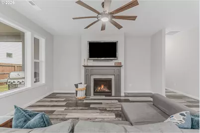 10215 NE 104th St, Vancouver, WA 98662 - Photo 7