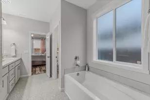 10215 NE 104th St, Vancouver, WA 98662 - Photo 17