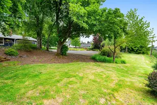 3945 Parker Rd, West Linn, OR 97068 - Photo 3