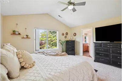 19358 Red Hawk Dr, Oregon City, OR 97045 - Photo 39