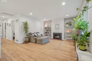 9210 N Windle St, Portland, OR 97203 - Photo 3