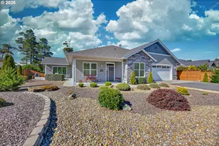 88084 Lake Point Dr, Florence, OR 97439 - Photo 3