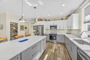 88084 Lake Point Dr, Florence, OR 97439 - Photo 9