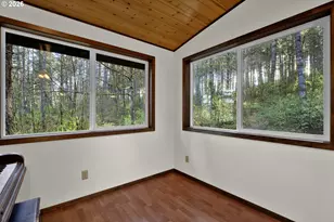 23220 Burgett Creek Rd, Philomath, OR 97370 - Photo 27