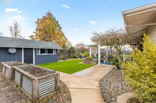 738 E 2nd Ave, Sutherlin, OR 97479 - Photo 29